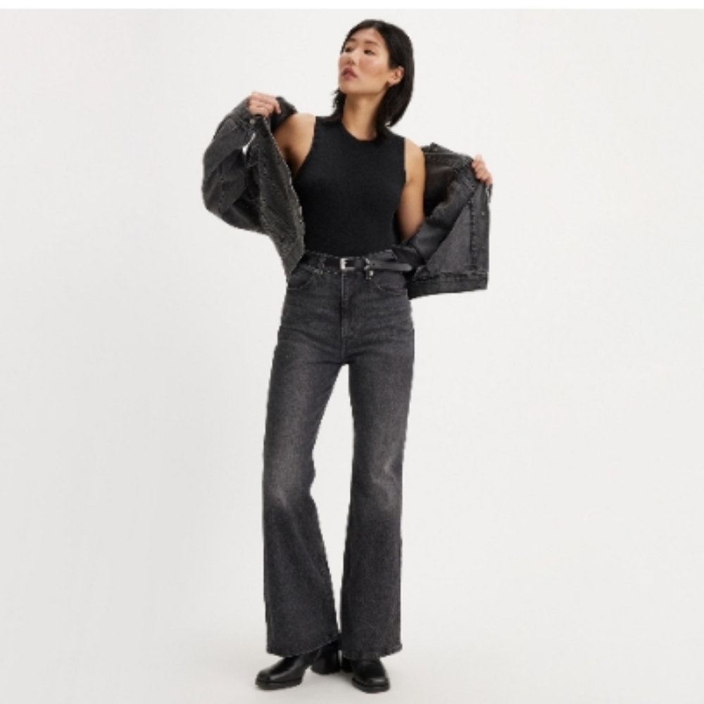 Levi's 70's High Flare Vintage Jeans - Just a Hint